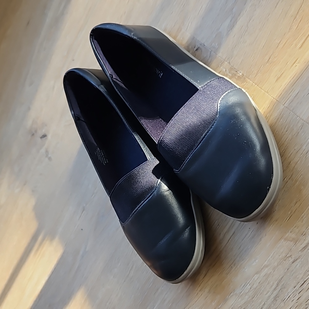 Easy Spirit Leather Slip On Flats Size 7M - Picture 6 of 9